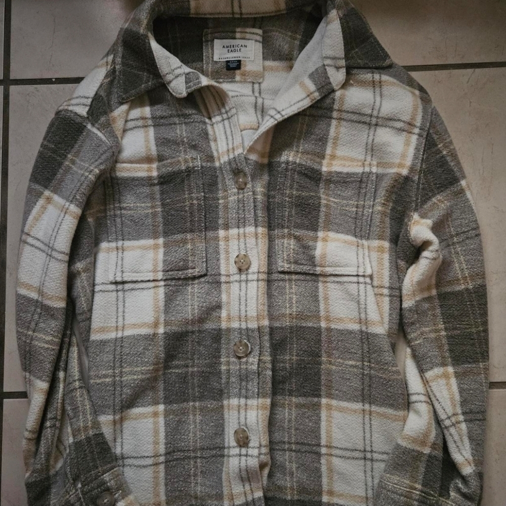American Eagle Soft Plaid Shirt